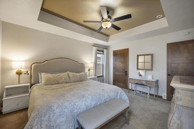 623 SWEET MEADOW LANE, Kaukauna, WI 54301