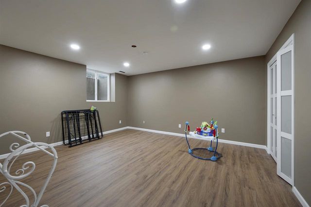 623 SWEET MEADOW LANE, Kaukauna, WI 54301