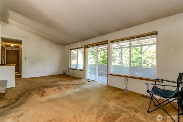 105 156th Avenue NE, Bellevue, WA 98007