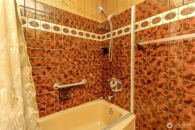 105 156th Avenue NE, Bellevue, WA 98007