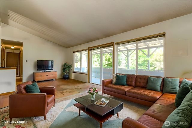 105 156th Avenue NE, Bellevue, WA 98007