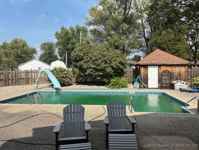 124 Cherry Trace, Madison, IN 47250