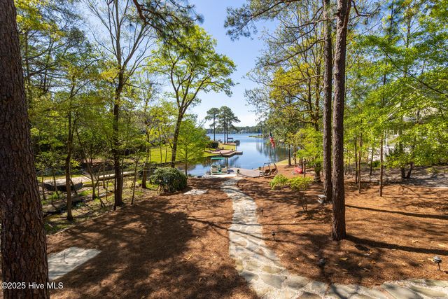 105 Tucker Court, West End, NC 27376