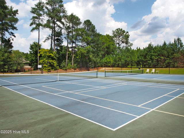 105 Tucker Court, West End, NC 27376