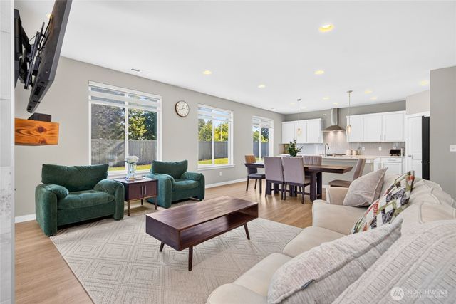 19757 119TH Street E, Bonney Lake, WA 98391