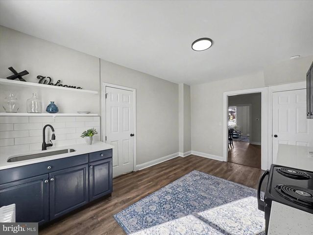 292 W COTTAGE PL, York, PA 17401