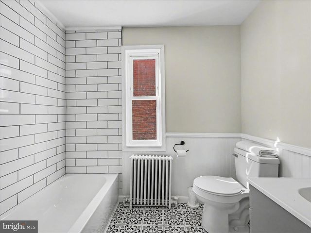 292 W COTTAGE PL, York, PA 17401