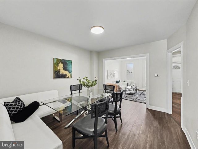 292 W COTTAGE PL, York, PA 17401