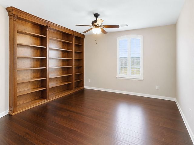 1305 Wilderness Pines Drive, Friendswood, TX 77546