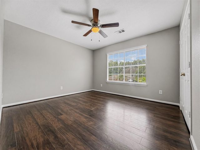 1305 Wilderness Pines Drive, Friendswood, TX 77546