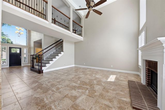 1305 Wilderness Pines Drive, Friendswood, TX 77546
