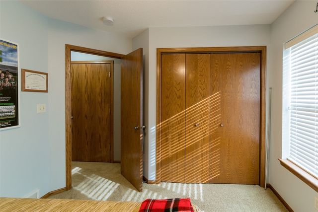 720 Hillview Drive, Fairfax, IA 52228