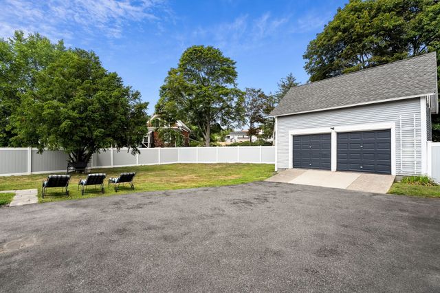 75 Sea Street, Weymouth, MA 02191