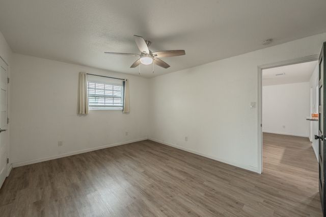 5612 Macgregor Drive, Haltom City, TX 76148
