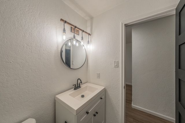 5612 Macgregor Drive, Haltom City, TX 76148