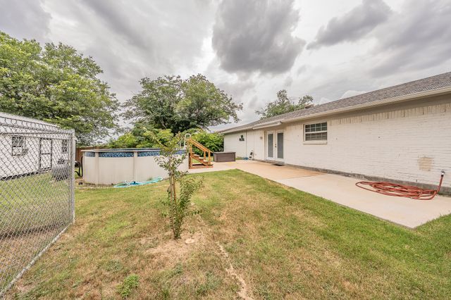 5612 Macgregor Drive, Haltom City, TX 76148