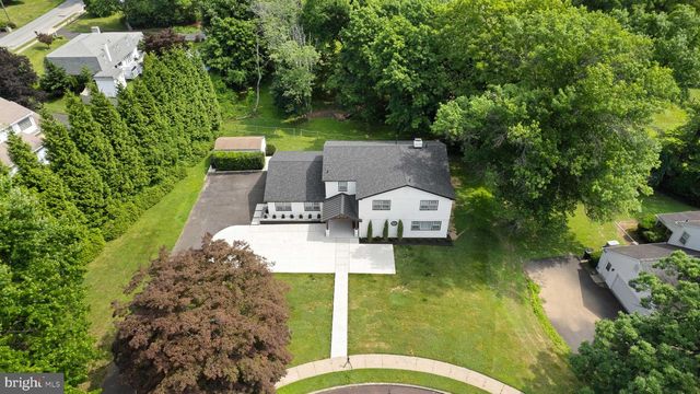 1269 WALLER DR, Huntingdon Valley, PA 19006