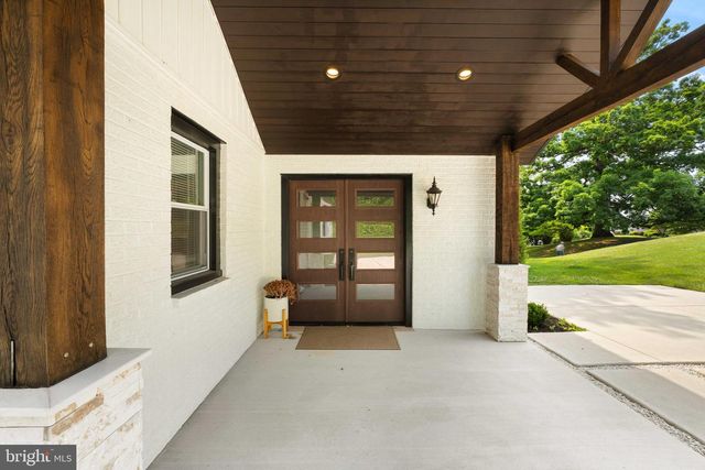 1269 WALLER DR, Huntingdon Valley, PA 19006