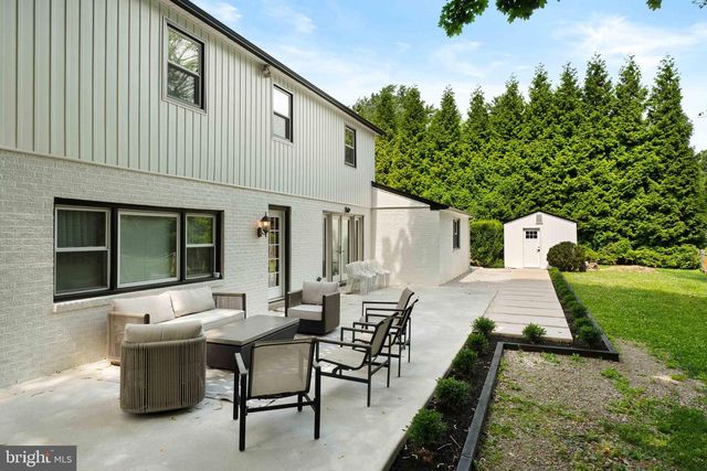 1269 WALLER DR, Huntingdon Valley, PA 19006