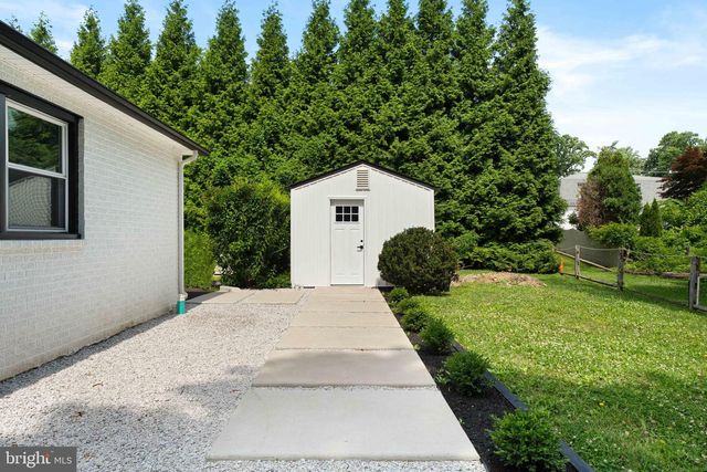 1269 WALLER DR, Huntingdon Valley, PA 19006