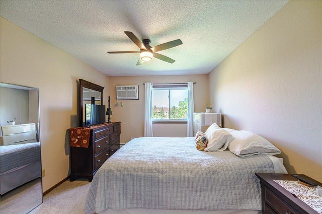 3440 Golfview Drive 315, Eagan, MN 55123