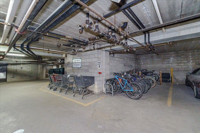 3440 Golfview Drive 315, Eagan, MN 55123