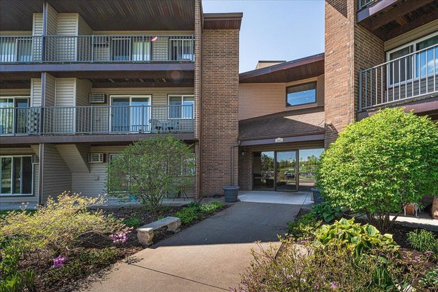 3440 Golfview Drive 315, Eagan, MN 55123