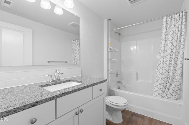 1626 Dragon Tail Place, Medford, OR 97504