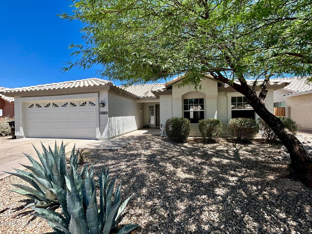 Image 1 of property listing at 108 W Behrend Drive, Phoenix, AZ 85027