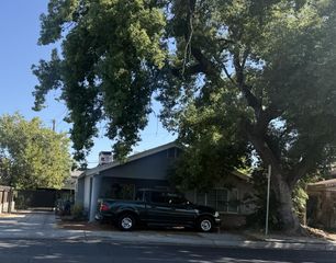 827 E Clinton Avenue, Fresno, CA 93704