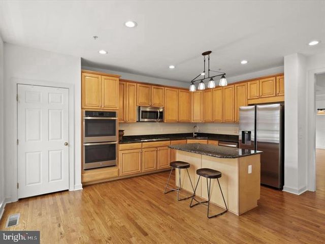 7980 VIGNE CT, Vienna, VA 22182