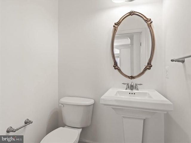7980 VIGNE CT, Vienna, VA 22182