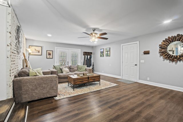 1420 Indian Springs Rd, Pegram, TN 37143