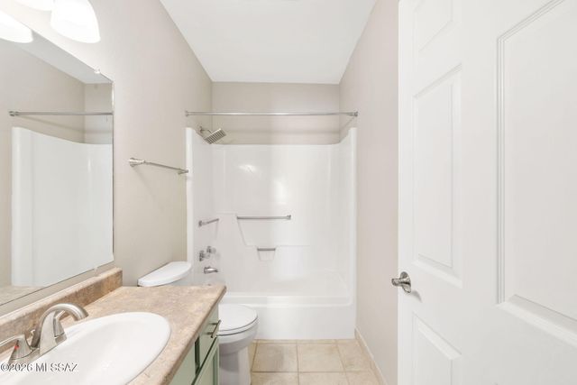 1311 W Calle Serrano, Green Valley, AZ 85622