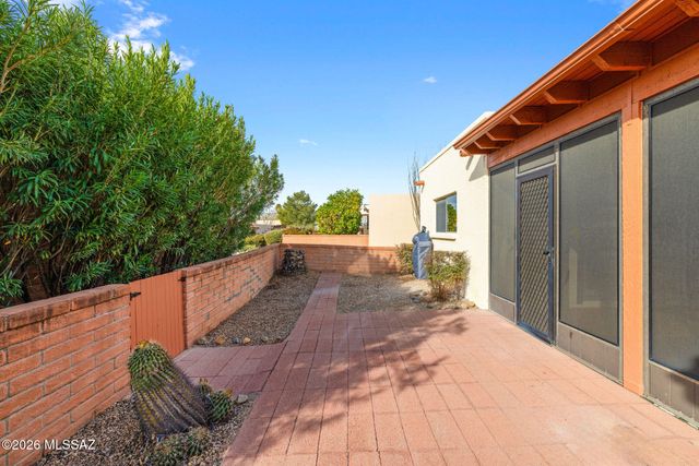 1311 W Calle Serrano, Green Valley, AZ 85622