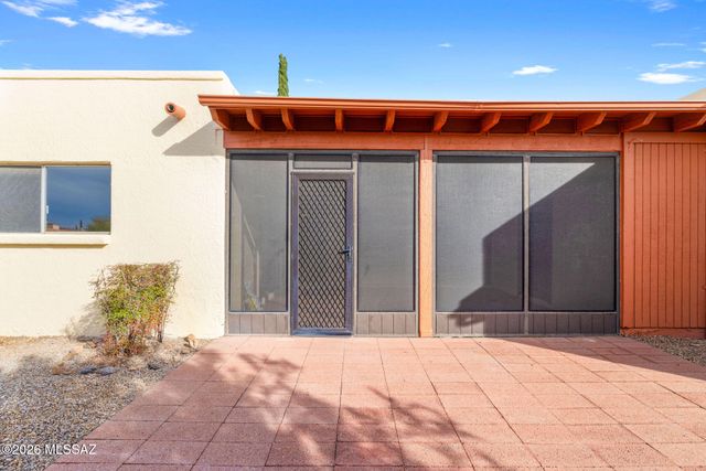 1311 W Calle Serrano, Green Valley, AZ 85622