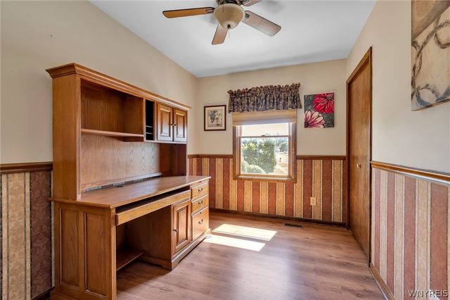 215 Summit Avenue, West Seneca, NY 14224