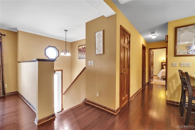 215 Summit Avenue, West Seneca, NY 14224