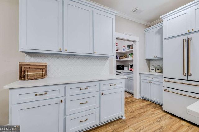 1037 Lake Side Drive NE, Townsend, GA 31331