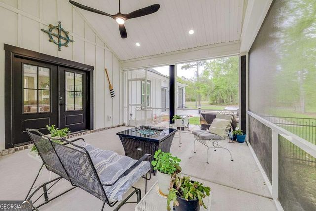 1037 Lake Side Drive NE, Townsend, GA 31331