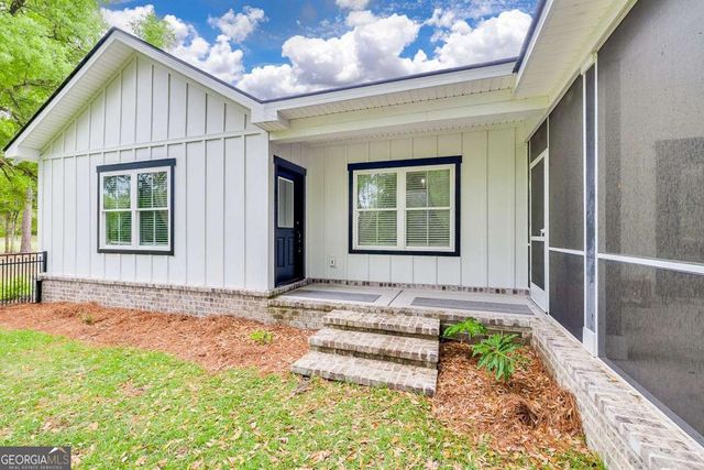 1037 Lake Side Drive NE, Townsend, GA 31331