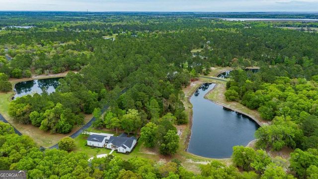 1037 Lake Side Drive NE, Townsend, GA 31331