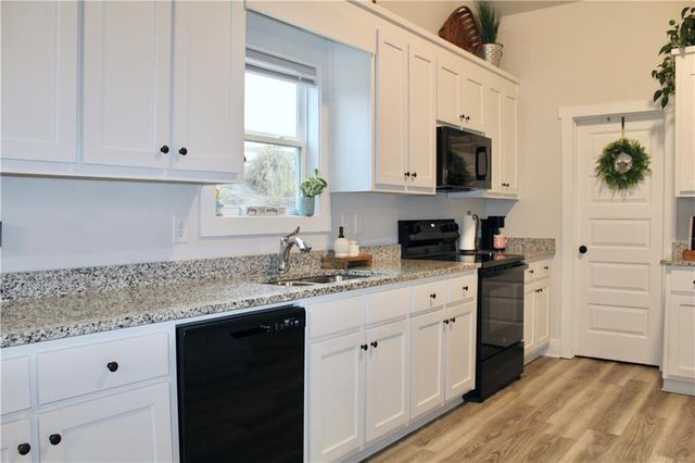 41 Meagan Street, Statham, GA 30666