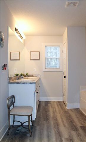 41 Meagan Street, Statham, GA 30666