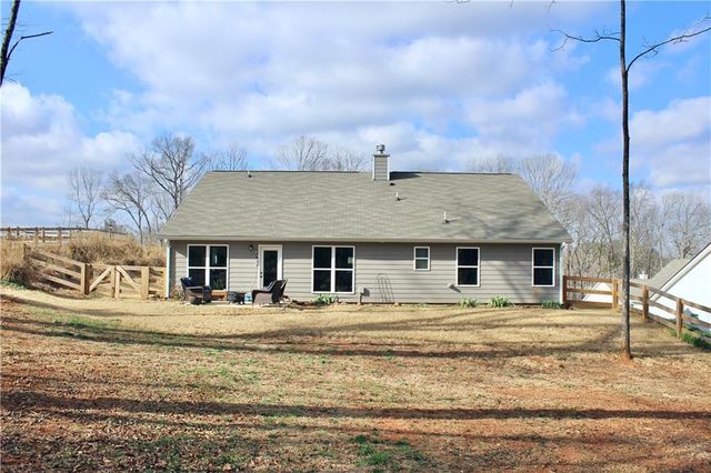 41 Meagan Street, Statham, GA 30666