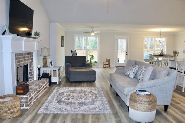 41 Meagan Street, Statham, GA 30666