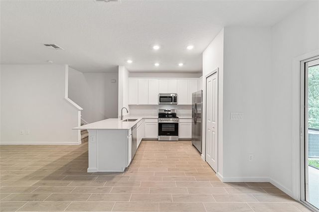 3543 SE 37TH AVENUE ROAD, Ocala, FL 34480