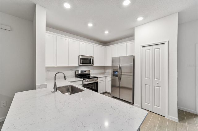 3543 SE 37TH AVENUE ROAD, Ocala, FL 34480