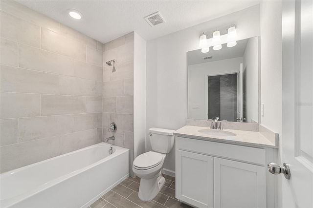 3543 SE 37TH AVENUE ROAD, Ocala, FL 34480