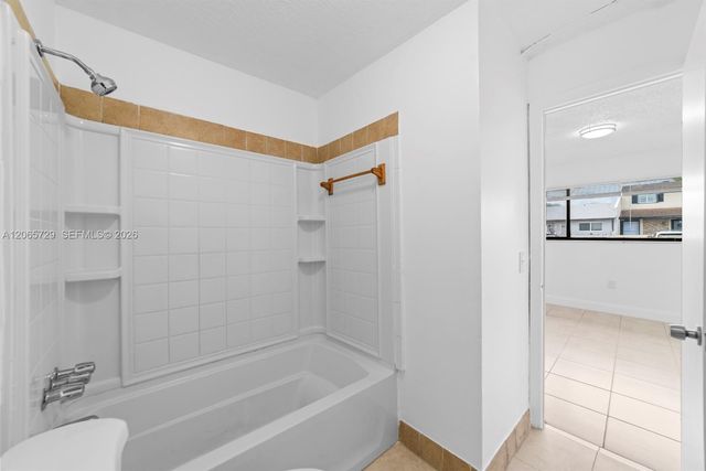 19528 NW 55th Cir Place 19528, Miami Gardens, FL 33055